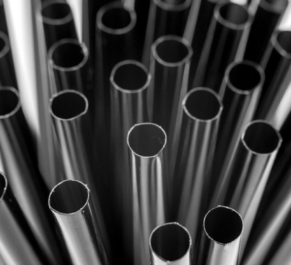 SŁOMKI CZARNE PLASTIKOWE  500szt - obrazek 2